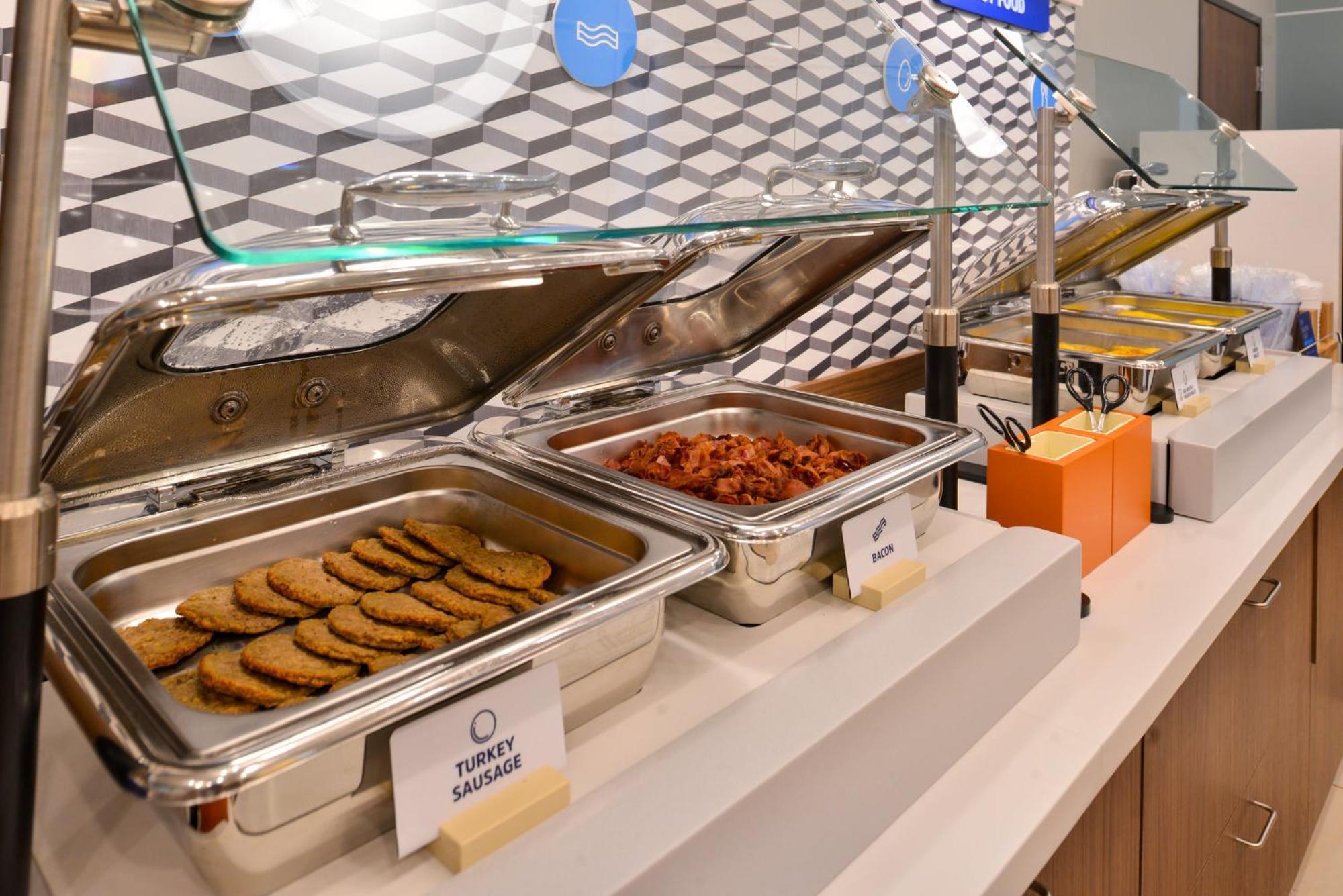 Holiday Inn Express & Suites Chicago Schaumburg By Ihg ภายนอก รูปภาพ