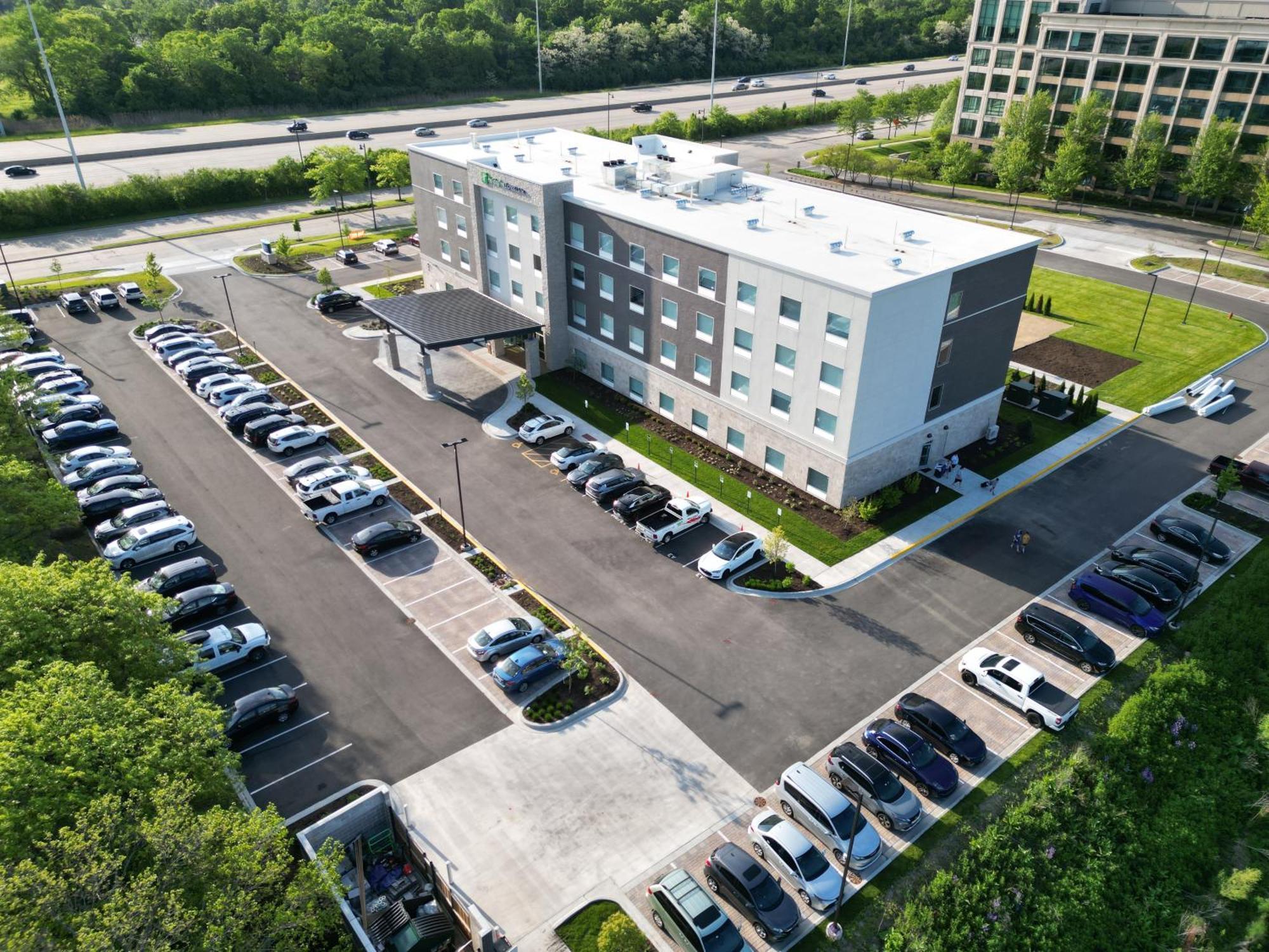 Holiday Inn Express & Suites Chicago Schaumburg By Ihg ภายนอก รูปภาพ