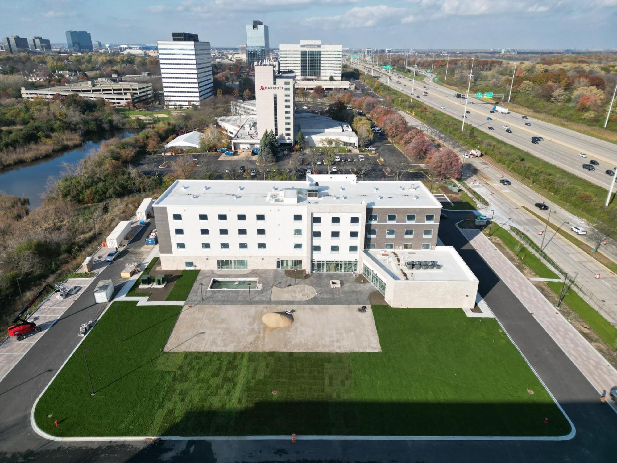 Holiday Inn Express & Suites Chicago Schaumburg By Ihg ภายนอก รูปภาพ