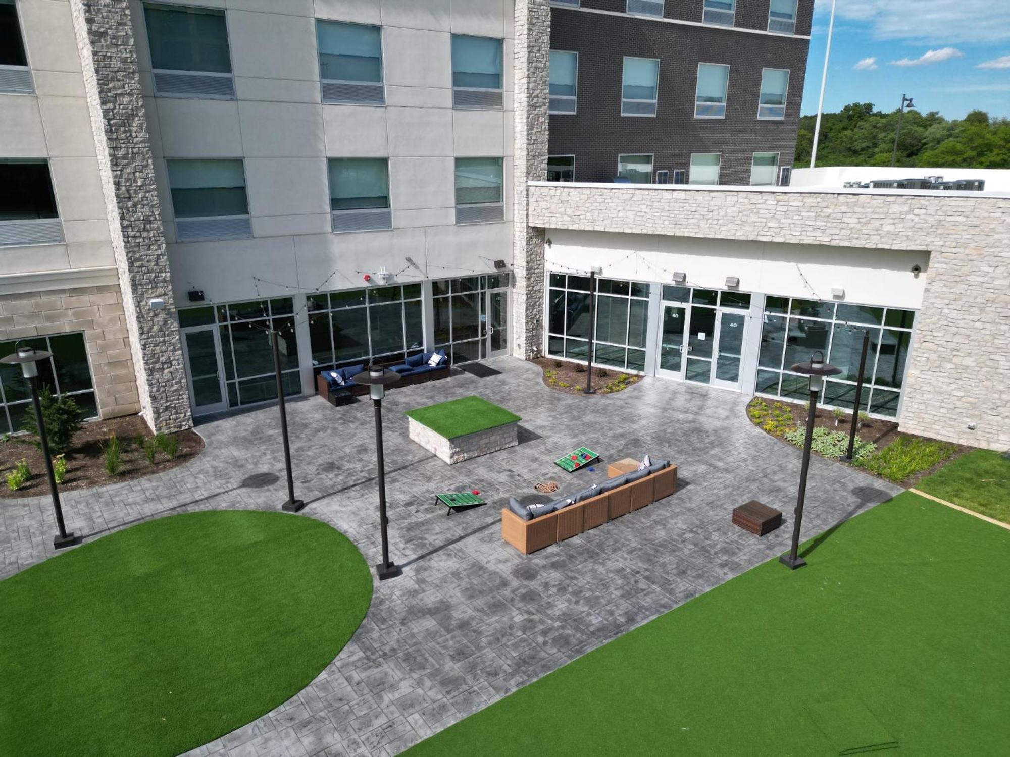 Holiday Inn Express & Suites Chicago Schaumburg By Ihg ภายนอก รูปภาพ