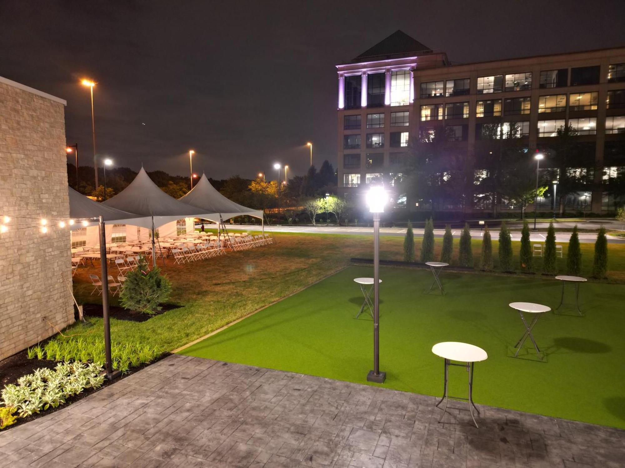 Holiday Inn Express & Suites Chicago Schaumburg By Ihg ภายนอก รูปภาพ