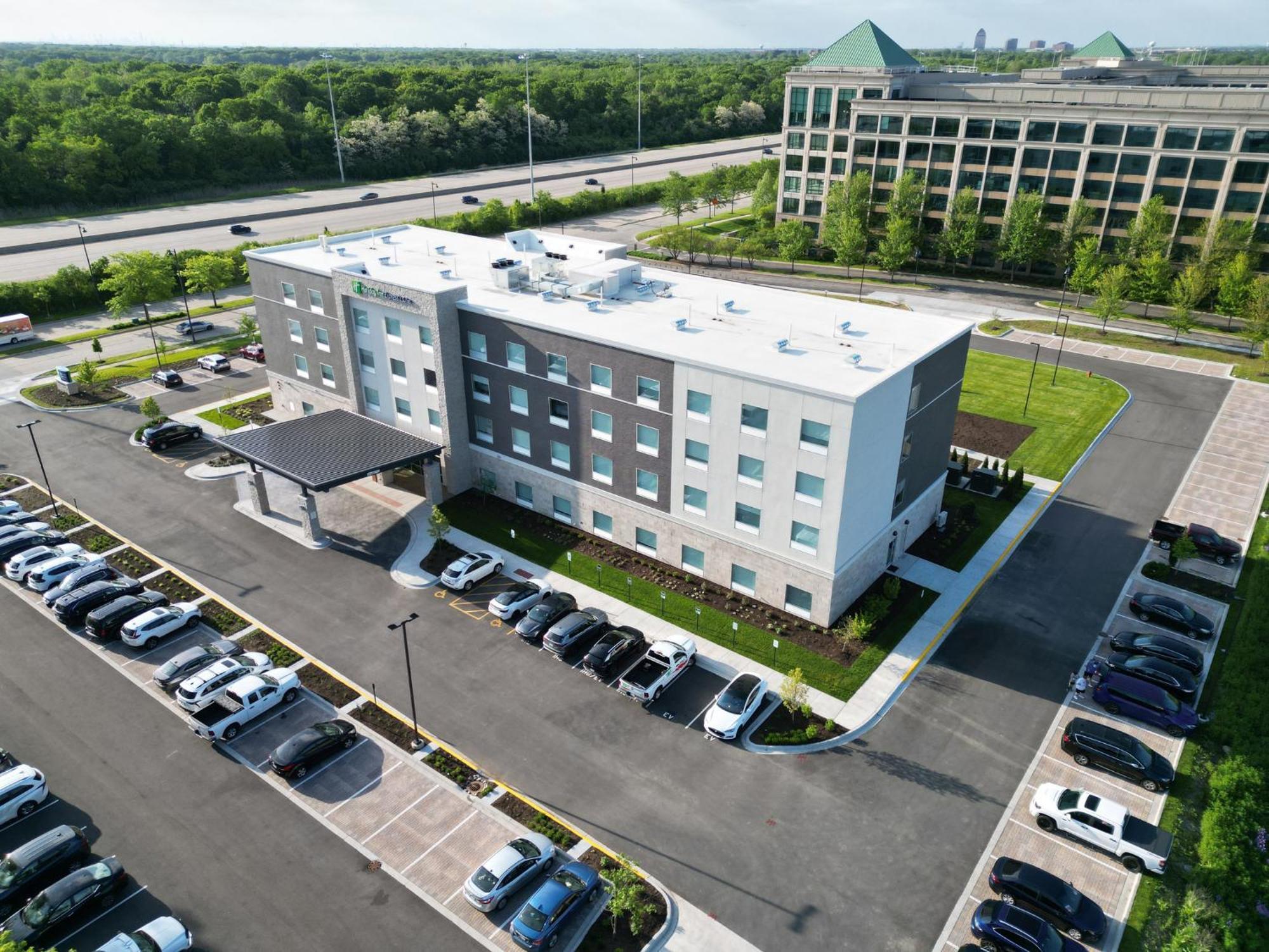 Holiday Inn Express & Suites Chicago Schaumburg By Ihg ภายนอก รูปภาพ